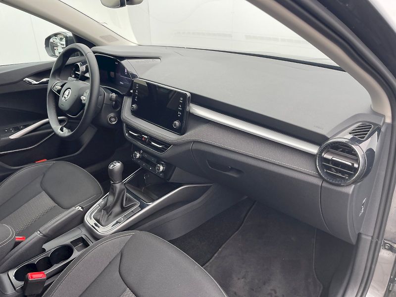 Škoda Fabia (2024) 1.0 TSI / 85 kW Top Selection - fotka 19 z 30
