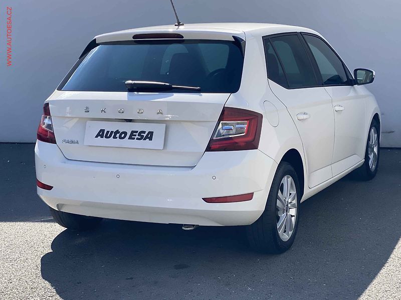 Škoda Fabia (2021) 1.0 TSi, 1.maj,ČR, Style - fotka 4 z 18