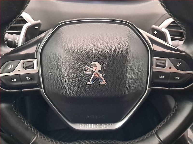 Peugeot 5008 (2019) 1.5 BlueHDi, Automat, 7 míst - fotka 18 z 20