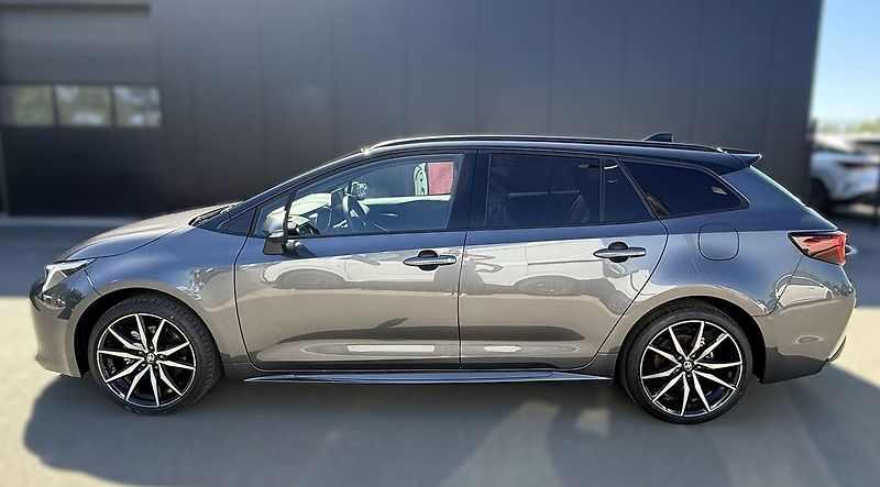 Toyota Corolla (2026) GR Sport - fotka 3 z 7