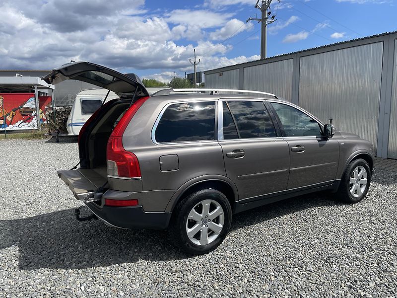 Volvo XC90 2.5TDi D5 200PS AWD R-DESIGN!! - fotka 125 z 180