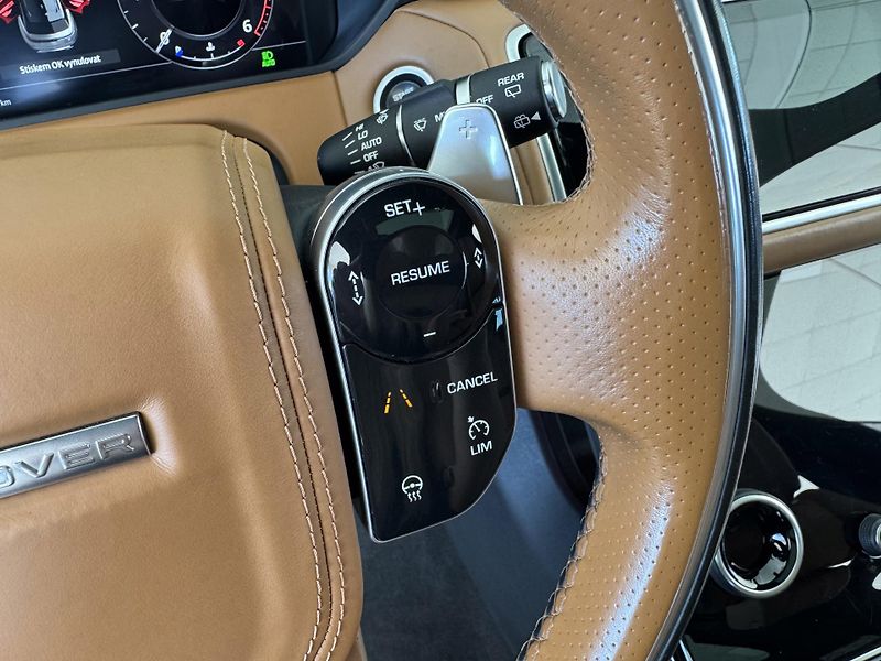 Land Rover Range Rover Velar D300 HSE R-Dynamic*HUD*Vzduch - fotka 30 z 45