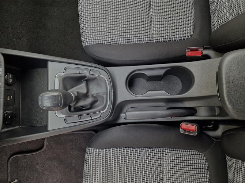 Hyundai Kona 1.0T-GDI 88kW Start,ČR,1.Maj. - fotka 33 z 47