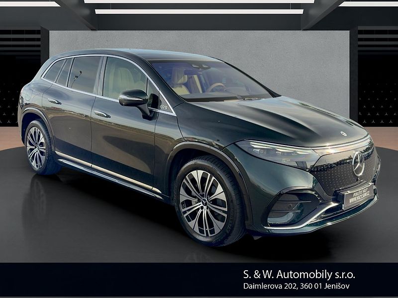 Mercedes-Benz EQS 500 4MATIC SUV AMG - fotka 3 z 39