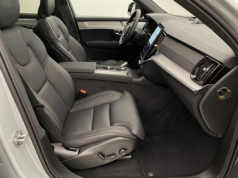 Volvo XC90 (2025) T8 AWD RECHARGE BLACK EDITION  - fotka 26 z 80