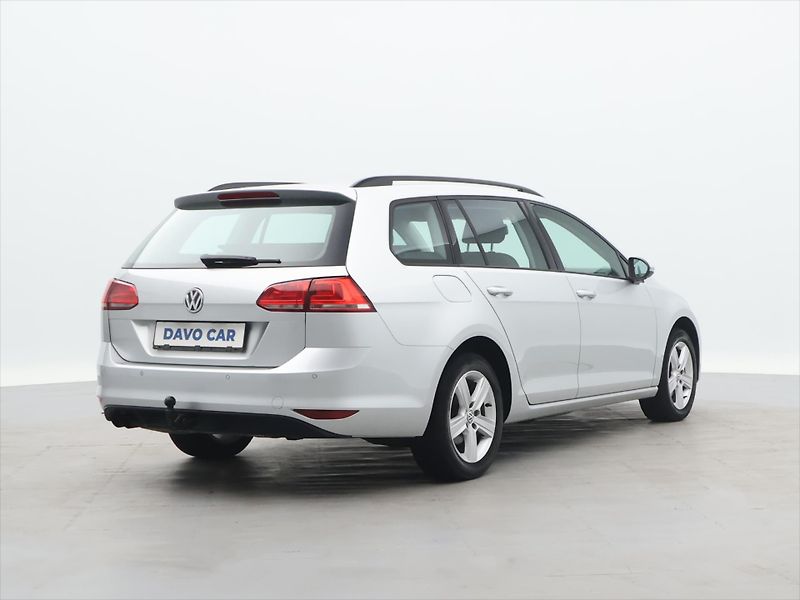 Volkswagen Golf 1,4 TSI 110kW Comfortline 1Maj - fotka 5 z 30