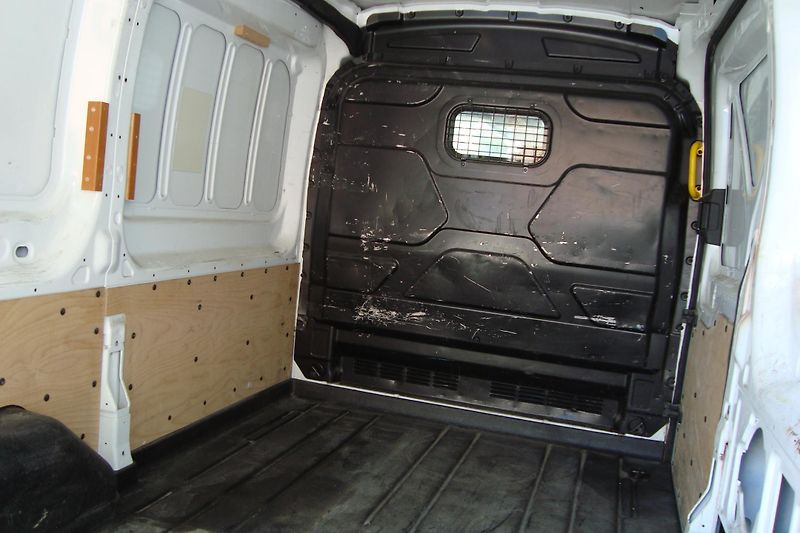 Ford Transit (2014) 2.2 TDCi - fotka 10 z 54