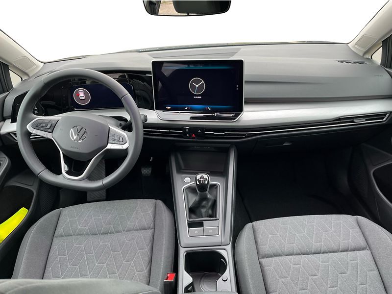 Volkswagen Golf 1.5TSI PEOPLE - fotka 5 z 22