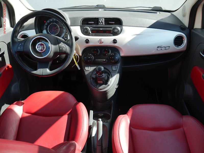 Fiat 500 (2009) 1.2 i - fotka 8 z 16