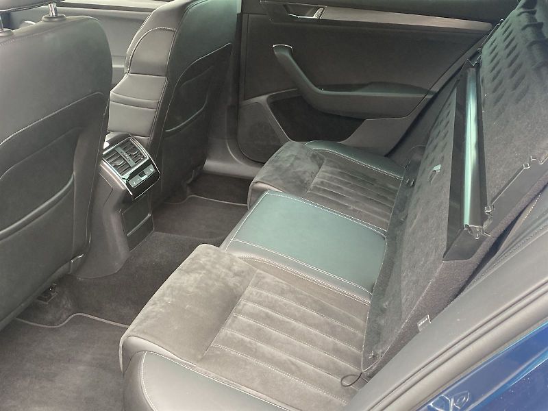 Škoda Superb (2020) 2.0 TDI DSG Style - fotka 7 z 32