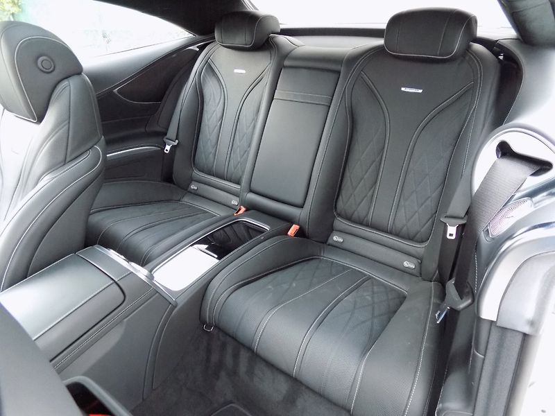 Mercedes-Benz Třídy S (2015) 63AMG/4Matic/2.maj.ČR/LED/ - fotka 12 z 50