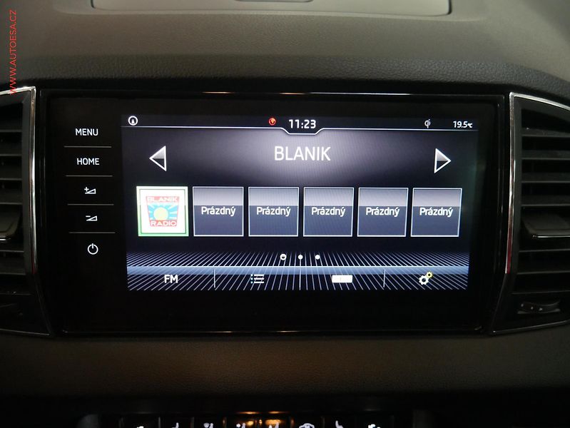Škoda Karoq (2017) 1.5TSi, ČR, Style, DSG, LED - fotka 15 z 19