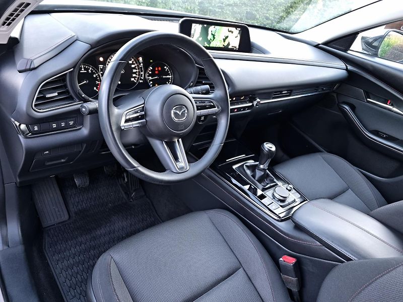 Mazda CX-30 (2023) 2.0 HOMURA,NAVI,HEAD UP,ALU - fotka 14 z 43