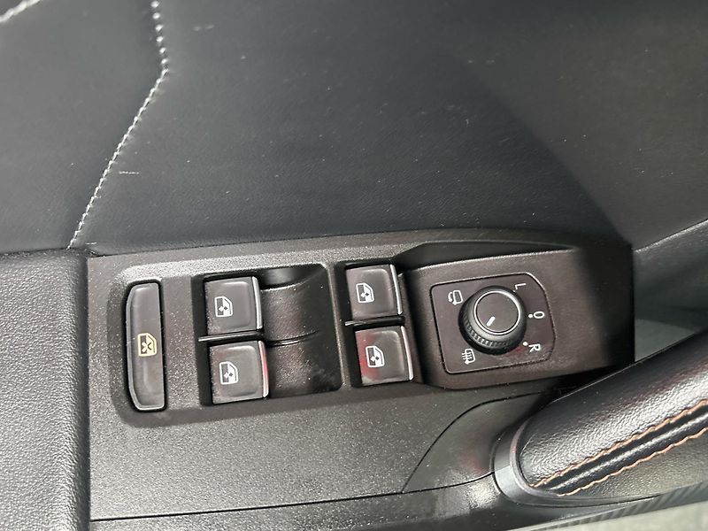 Cupra Leon DSG - fotka 21 z 28