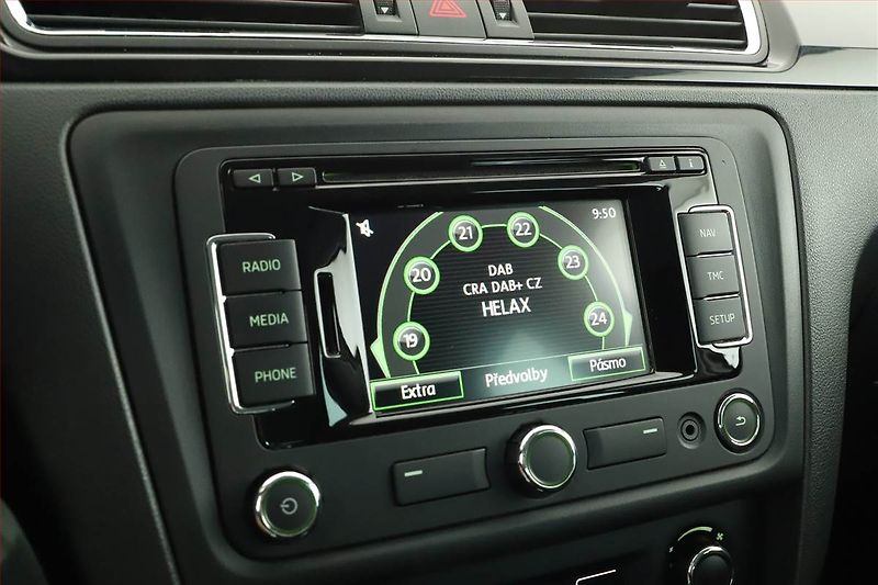 Škoda Rapid (2014) Spaceback 1.6 TDI, Automat - fotka 9 z 15