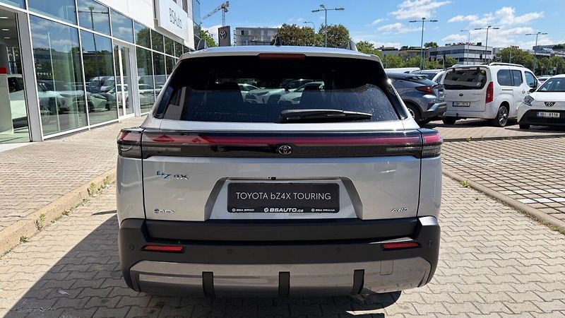 Toyota bZ4X Touring Style 74.7 kWh AWD - fotka 5 z 18