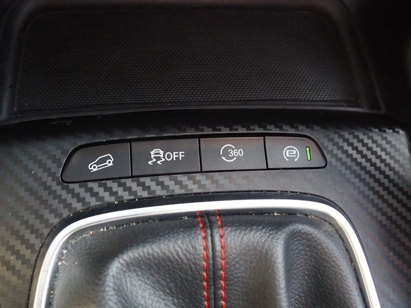 MG ZS (2023) 1.0T-GDI, Luxury - fotka 31 z 37