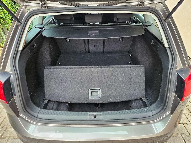 Volkswagen Golf Variant (2016) - fotka 17 z 25