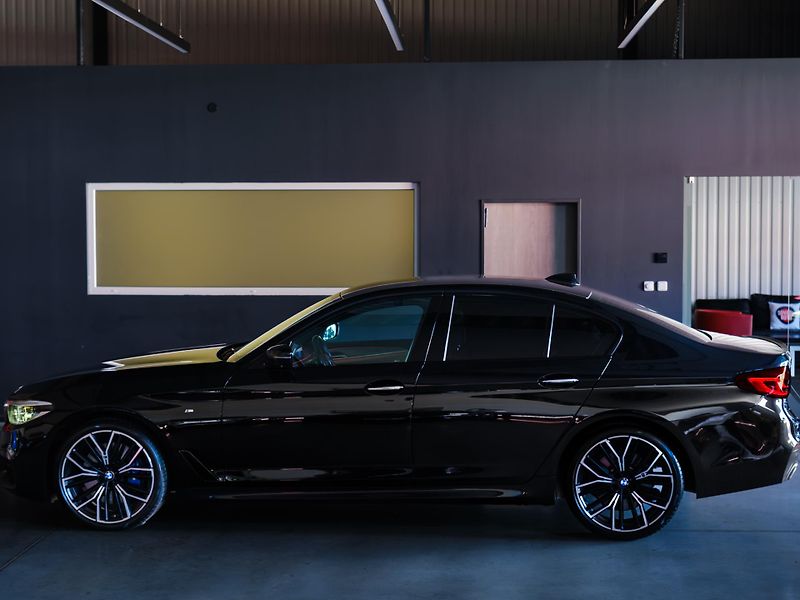 BMW Řada 5 540d xDrive M-Paket, ČR, DPH - fotka 6 z 31