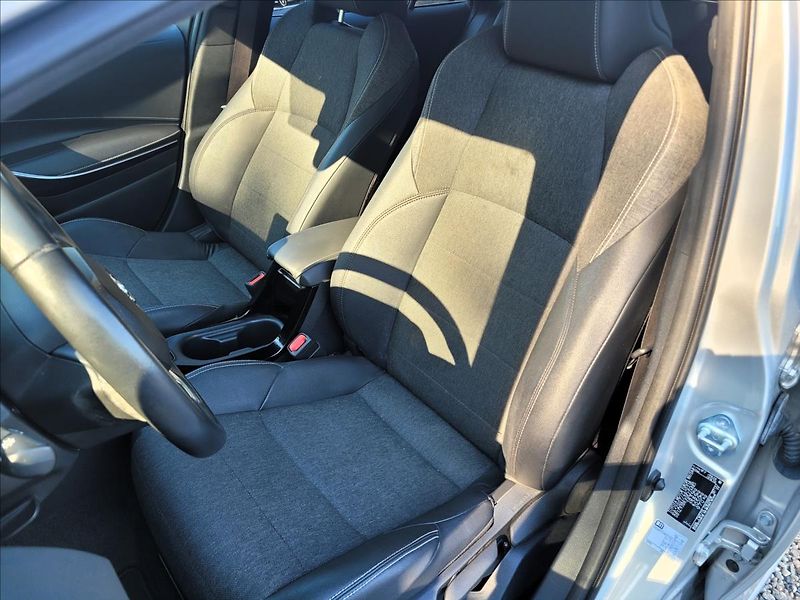 Toyota Corolla 1,8 Již není k dispozici - fotka 8 z 50