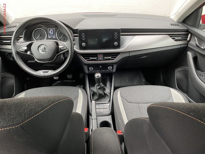 Škoda Scala (2023) 1.5 TSi, ČR, Style, LED - fotka 8 z 17