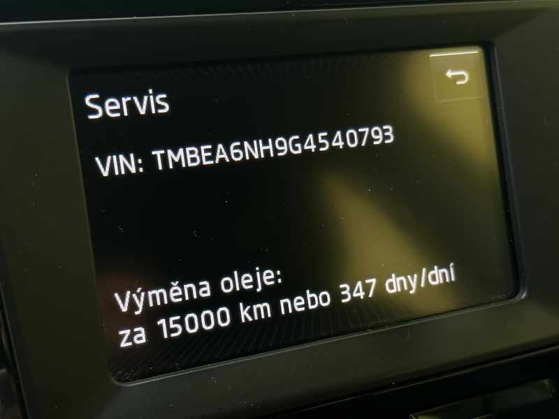 Škoda Rapid (2016) Spaceback 1.2TSI/66kW 1.Maj.  - fotka 15 z 35