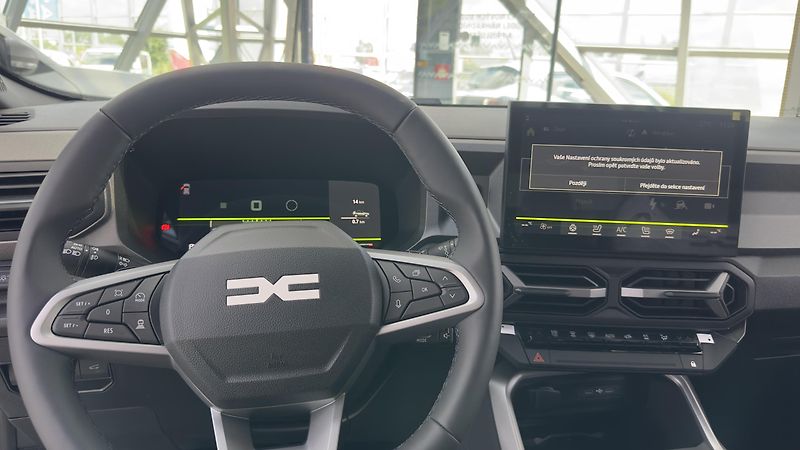 Dacia Bigster (2026) Journey Hybrid-G 150 4x4 - fotka 14 z 19