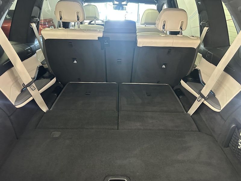 BMW X7 (2023) M60i INDIVID*CZ*DPH*TOP VÝBAVA - fotka 17 z 24