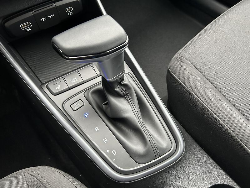 Hyundai i20 26 1,0 T-GDI DCT GO PLUS! 66kW - fotka 29 z 30