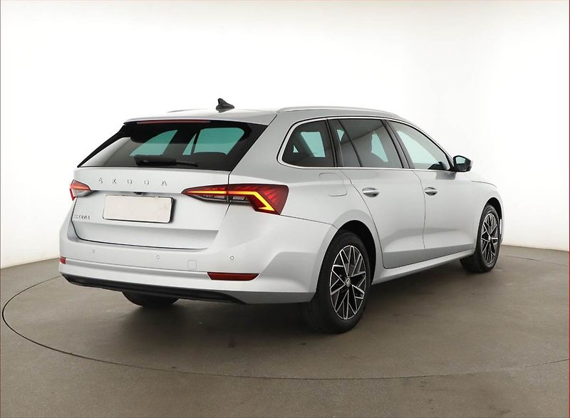 Škoda Octavia (2021) Style 2.0 TDI, Automat, ČR - fotka 5 z 19