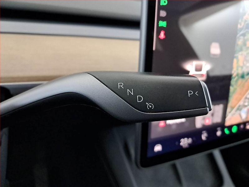 Tesla Model Y (2022) Long Range AWD 79kWh, SoH 91% - fotka 13 z 22