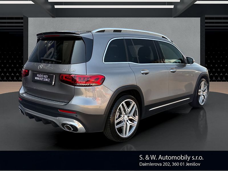 Mercedes-Benz GLB 35 AMG 4MATIC - fotka 5 z 40