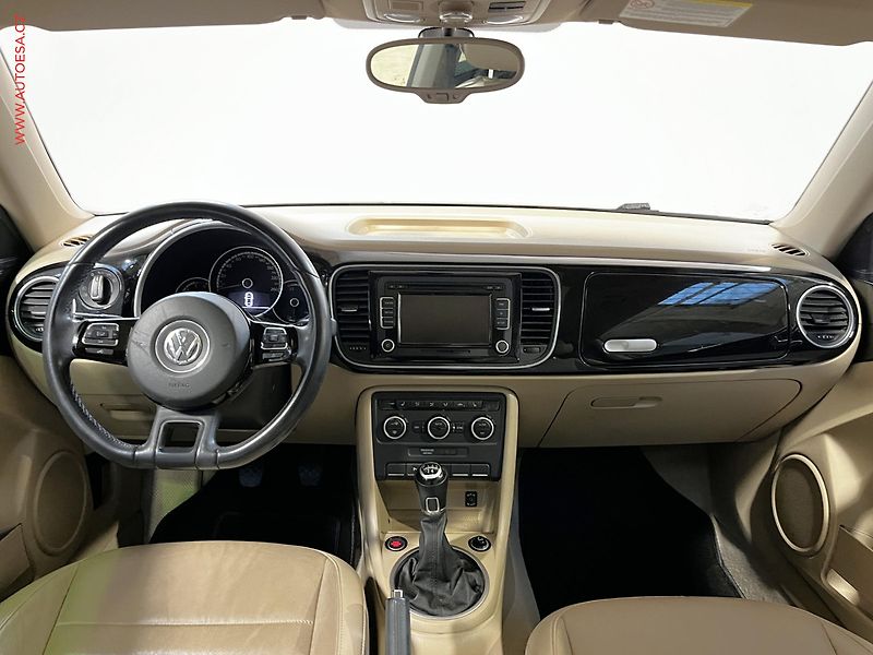 Volkswagen Beetle (2013) 1.6 TDi, ČR, Bixen, AC - fotka 8 z 14