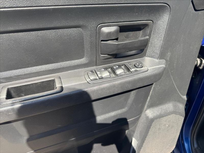 Dodge RAM 1500 3,6 i - fotka 16 z 16