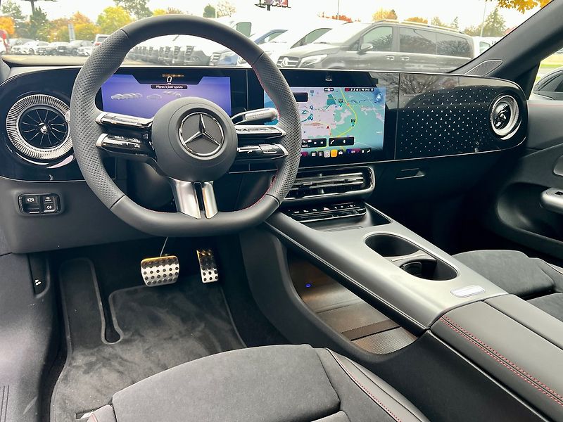 Mercedes-Benz CLA (2025) 250+ EQ Linie AMG Plus - fotka 13 z 27