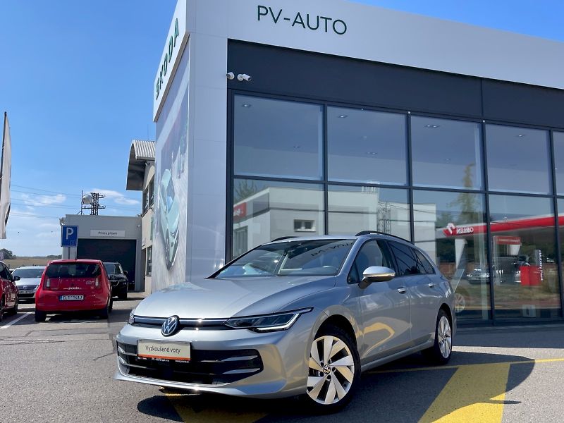 Volkswagen Golf Variant (2024) 1,5 eTSI 85 kW Life - fotka 34 z 34