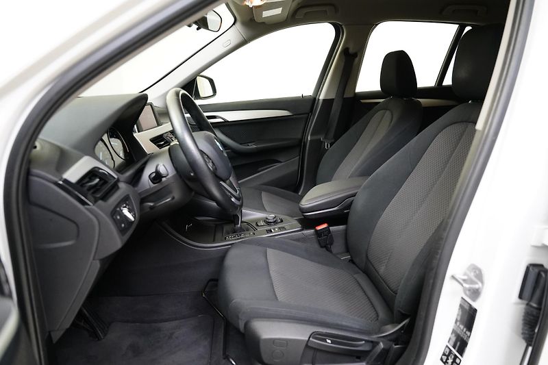 BMW X1 - fotka 11 z 26