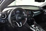 Alfa Romeo Giulia 2.0T 16V 206kW COMPETIZIONE 1M - náhled 15