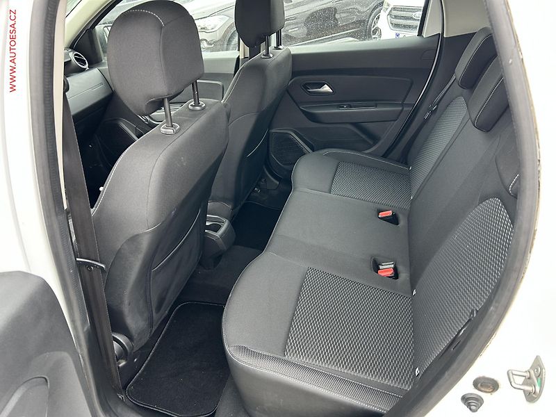 Dacia Duster (2018) 1.2TCe, 2.maj,ČR, AC, temp - fotka 10 z 15