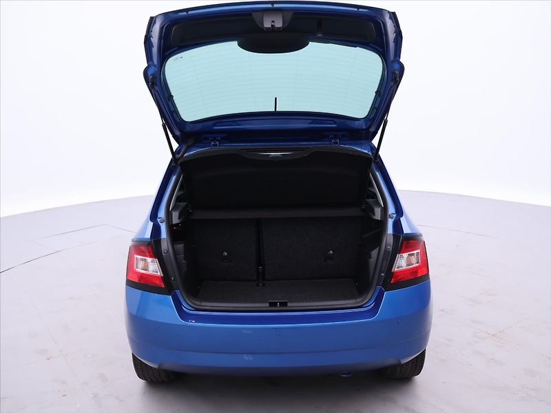 Škoda Fabia 1,2 TSI 66kW Style CZ - fotka 9 z 28