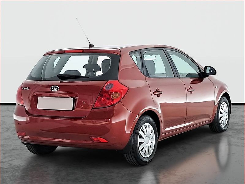 Kia Ceed (2007) 1.4 CVVT, Serv.kniha, nová STK - fotka 5 z 16