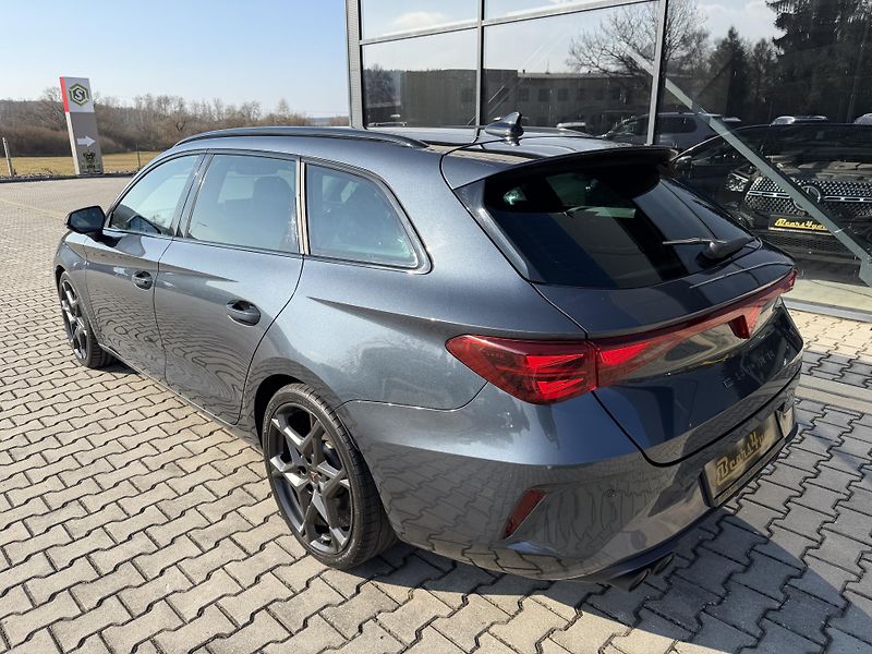 Cupra Leon (2025) VZ 2.0TSI 245kW 4X4 SP DSG TOP - fotka 6 z 44