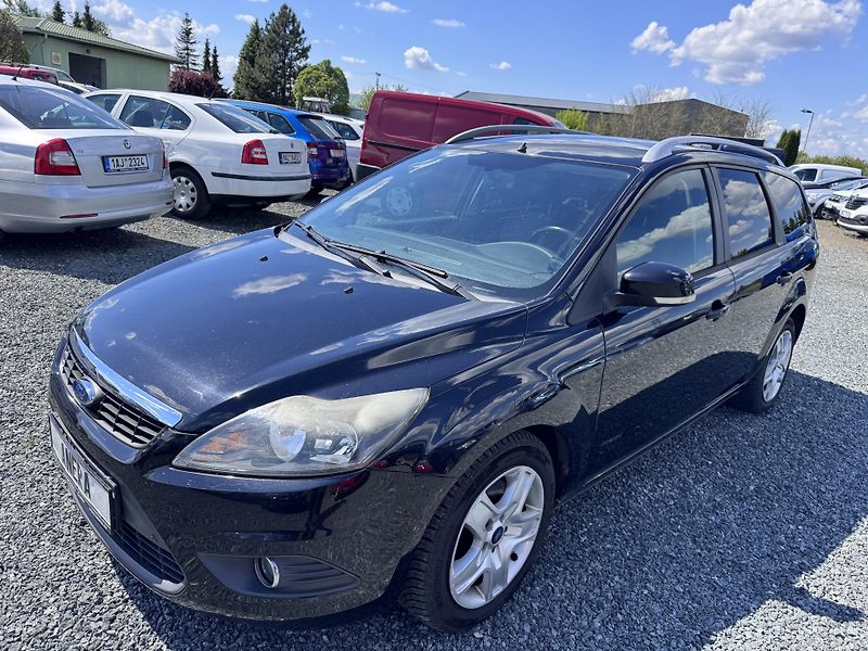 Ford Focus 2.0 TDCi, automat - fotka 3 z 21