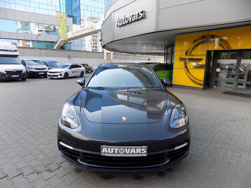 Porsche Panamera (2018) 2.9 V6 4S - fotka 2 z 19