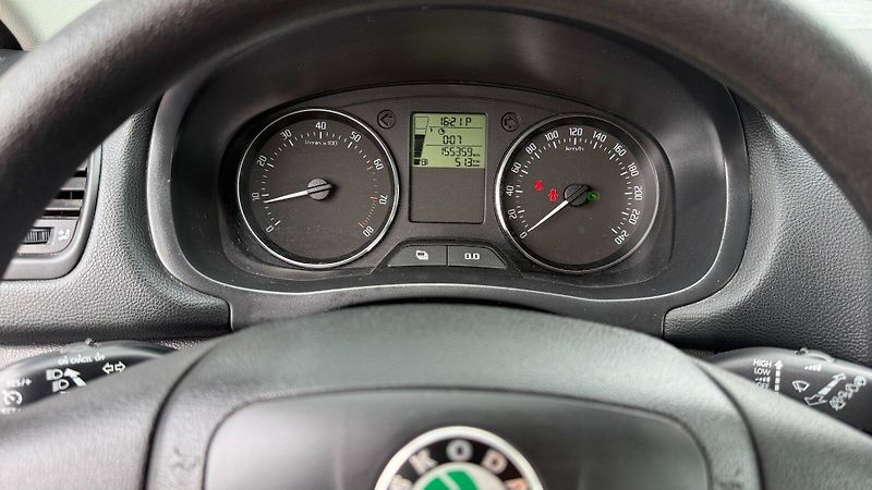 Škoda Roomster (2010) 1.2TSi 77kW *DSG*ALU*Klima* - fotka 13 z 22