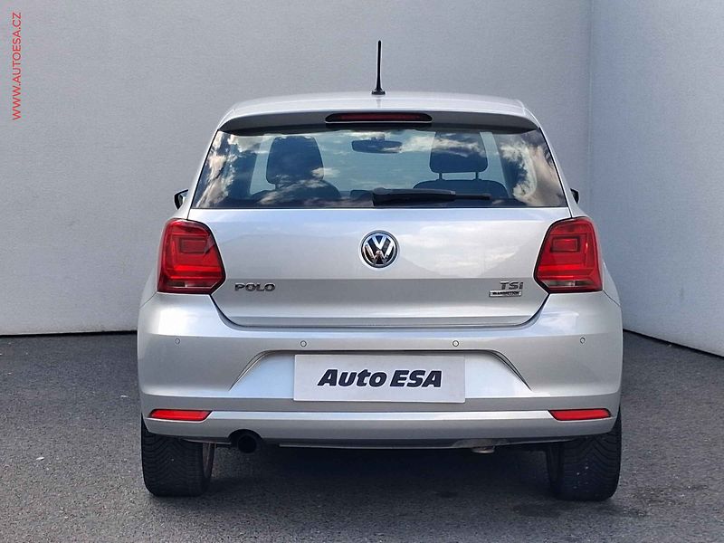 Volkswagen Polo (2014) 1.2 TSi, Highline, DSG - fotka 5 z 17