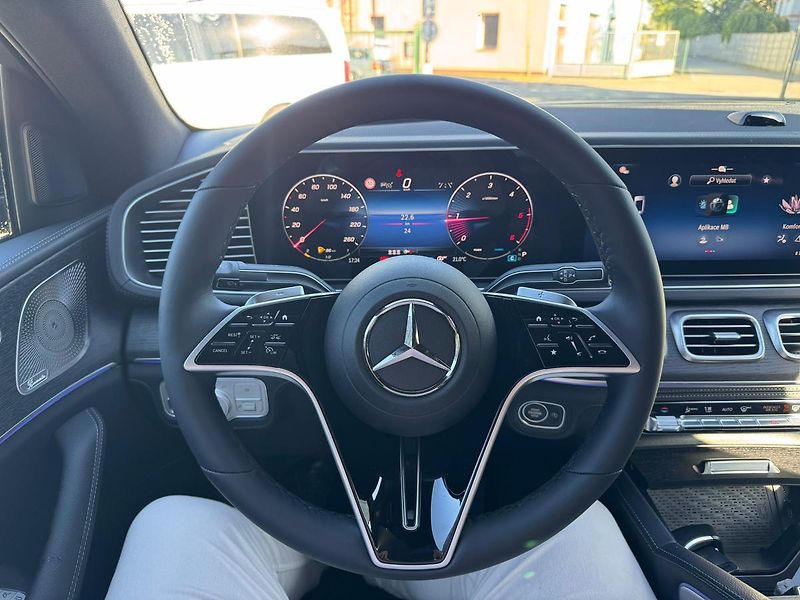 Mercedes-Benz GLE (2026) 300 d 4MATIC kupé - fotka 13 z 25