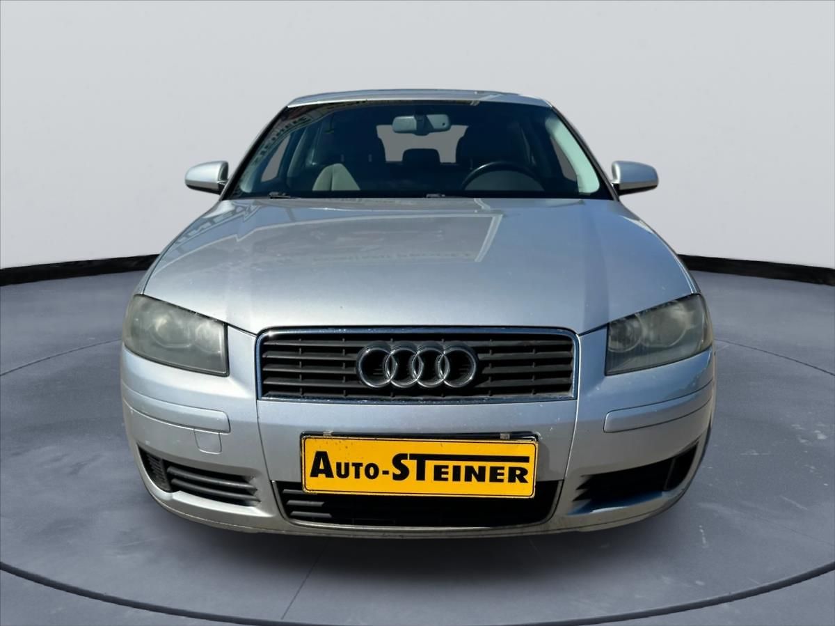 Audi A3 2,0 i Manuál