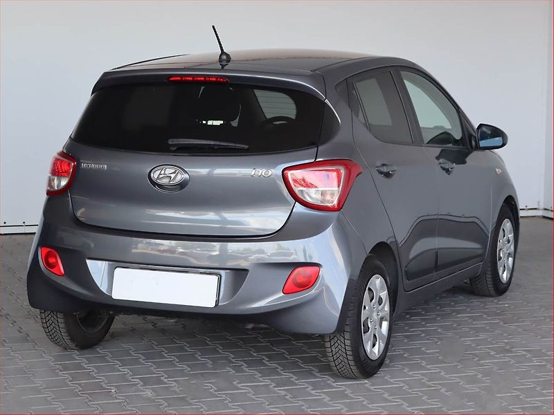 Hyundai i10 (2017) Classic 1.0, Serv.kniha - fotka 5 z 16