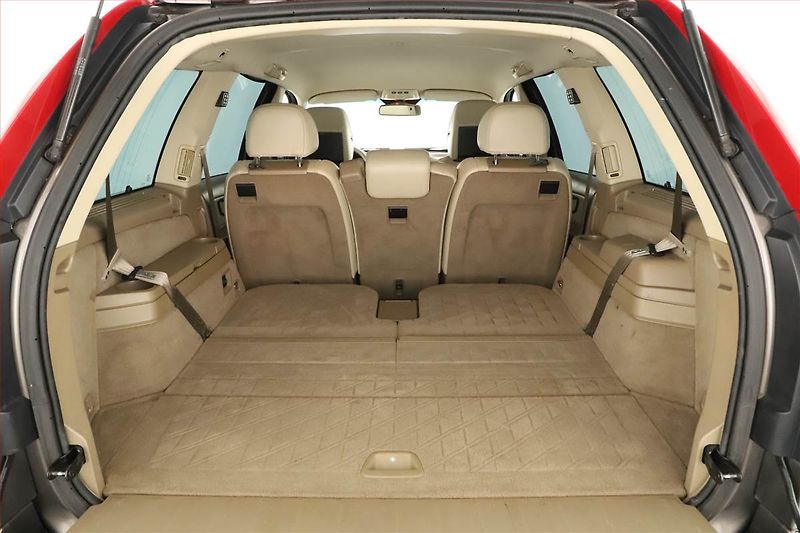 Volvo XC90 (2010) D5, 4X4, Automat, Kůže - fotka 20 z 21